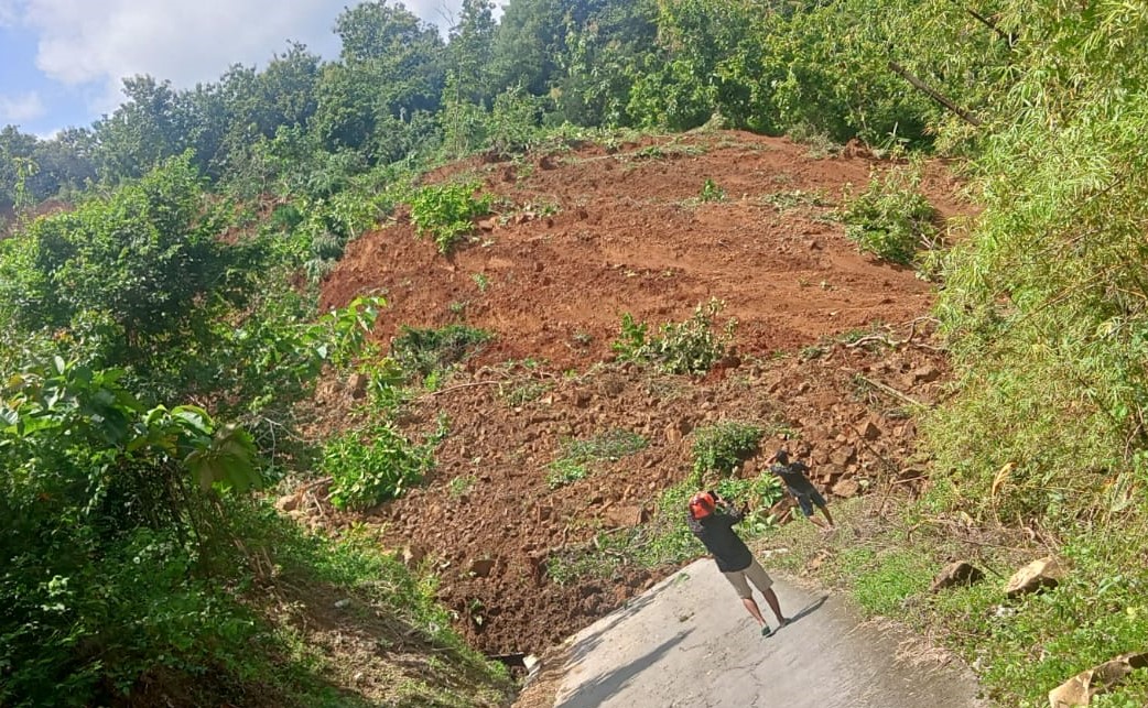 Tanah Longsor di Tegalrejo Gedangsari Akibatkan Akses Jalan 5 Padukuhan Terputus