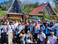 Titiek Soeharto Kunjungi Masyarakat Lereng Gunung Merapi di Kepuharjo Cangkringan Sleman