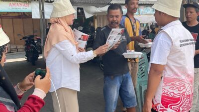 Cegah Stunting di DIY, Bunda Rizki Karolina Bagi Makan Siang dan Susu Gratis